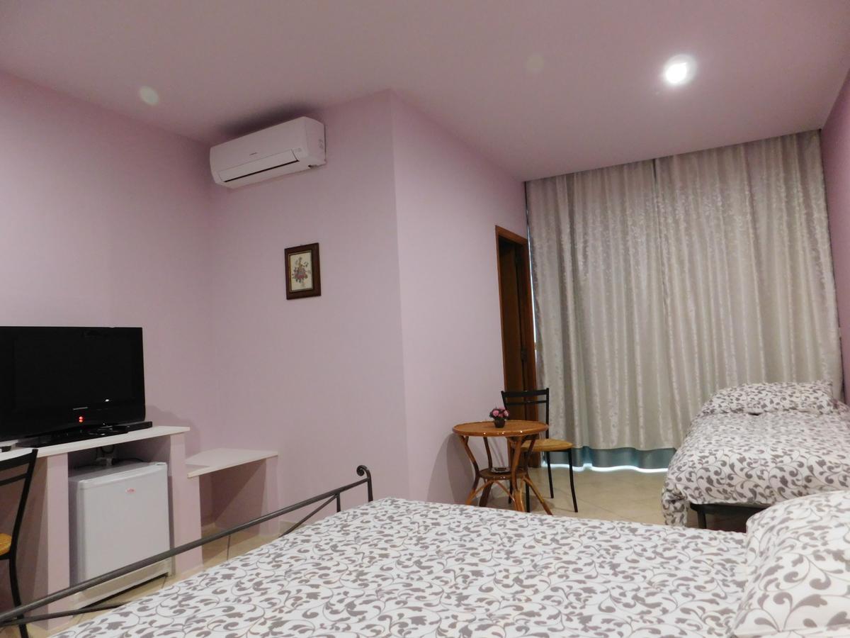 Villa Delle Vacanze Фиумефредо ди Сицилия Екстериор снимка